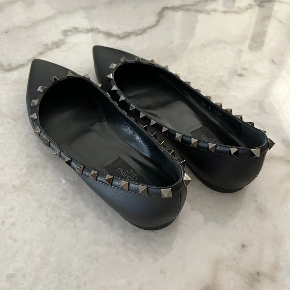 Valentino Garavani Rockstud Black Leather Pointed Toe Ballet Flats, Size 9.5 - Picture 2 of 6